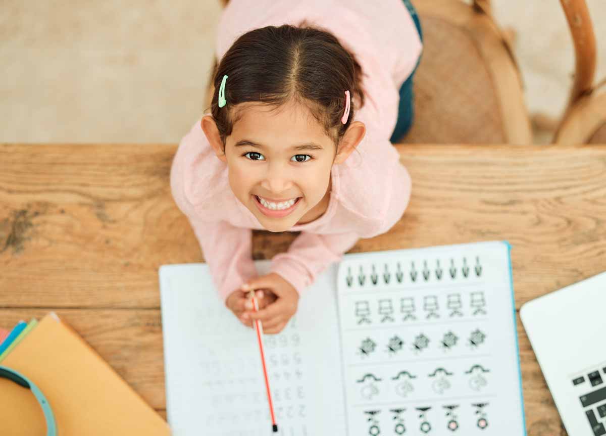 aktivitas anak bermain angka